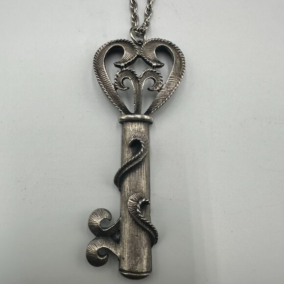 3/$30 Vintage Key Pendant Necklace Silver Ornate Scroll Design Long Chain 30" - Picture 5 of 14